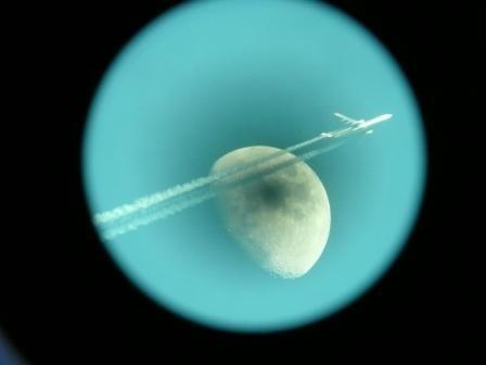 Księżyc i samolot